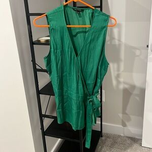 Beautiful green Banana Republic Blouse sz L